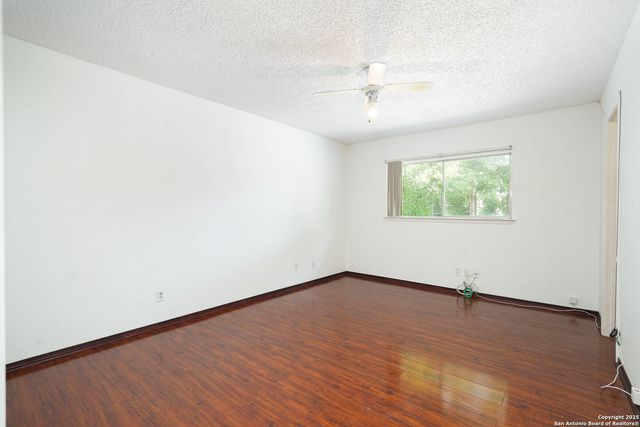 1106 Boling Brook, San Antonio, TX 78245