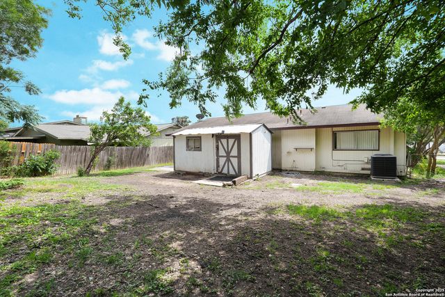 1106 Boling Brook, San Antonio, TX 78245