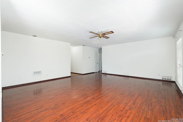 1106 Boling Brook, San Antonio, TX 78245