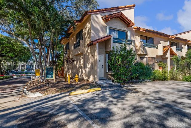 7867 SW 102nd Ln, Miami, FL 33156