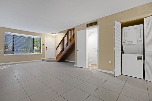 7867 SW 102nd Ln, Miami, FL 33156