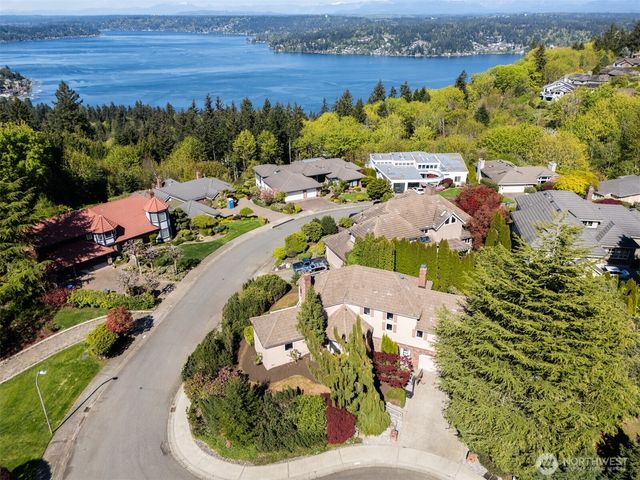 4411 170th Avenue SE, Bellevue, WA 98006