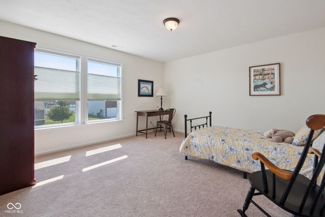 2094 Buckthorn Drive, Columbus, IN 47201