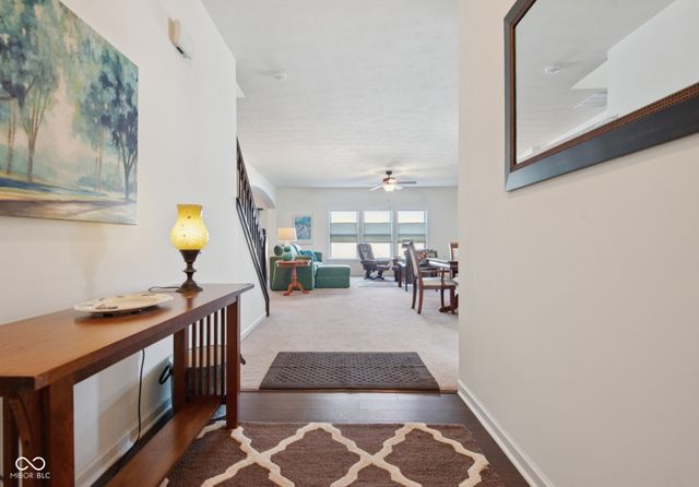 2094 Buckthorn Drive, Columbus, IN 47201