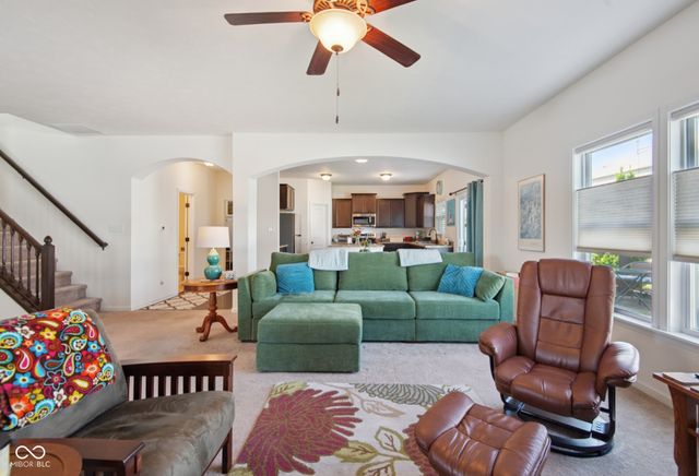 2094 Buckthorn Drive, Columbus, IN 47201