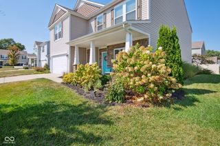 2094 Buckthorn Drive, Columbus, IN 47201