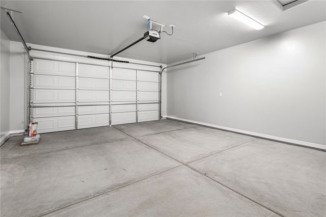 2265 E Ames Avenue, Kingman, AZ 86409