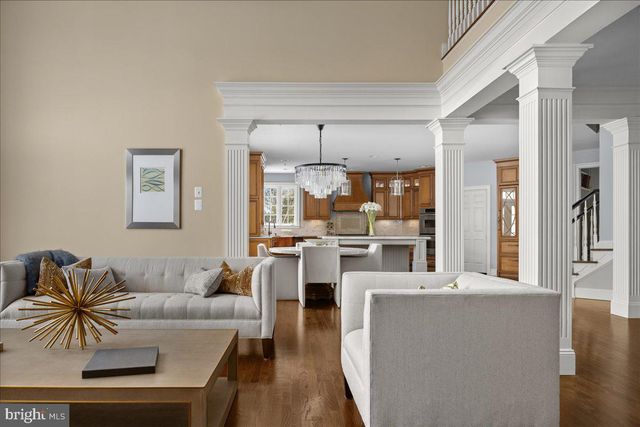 132 PARSONS LN, Newtown, PA 18940