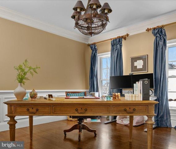 132 PARSONS LN, Newtown, PA 18940