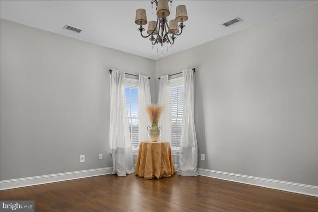 132 PARSONS LN, Newtown, PA 18940