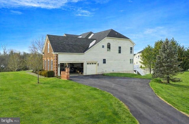 132 PARSONS LN, Newtown, PA 18940