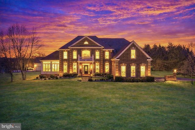 132 PARSONS LN, Newtown, PA 18940