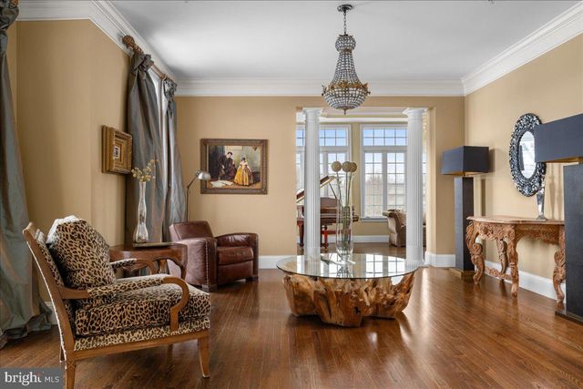 132 PARSONS LN, Newtown, PA 18940