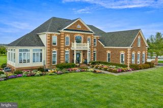 132 PARSONS LN, Newtown, PA 18940