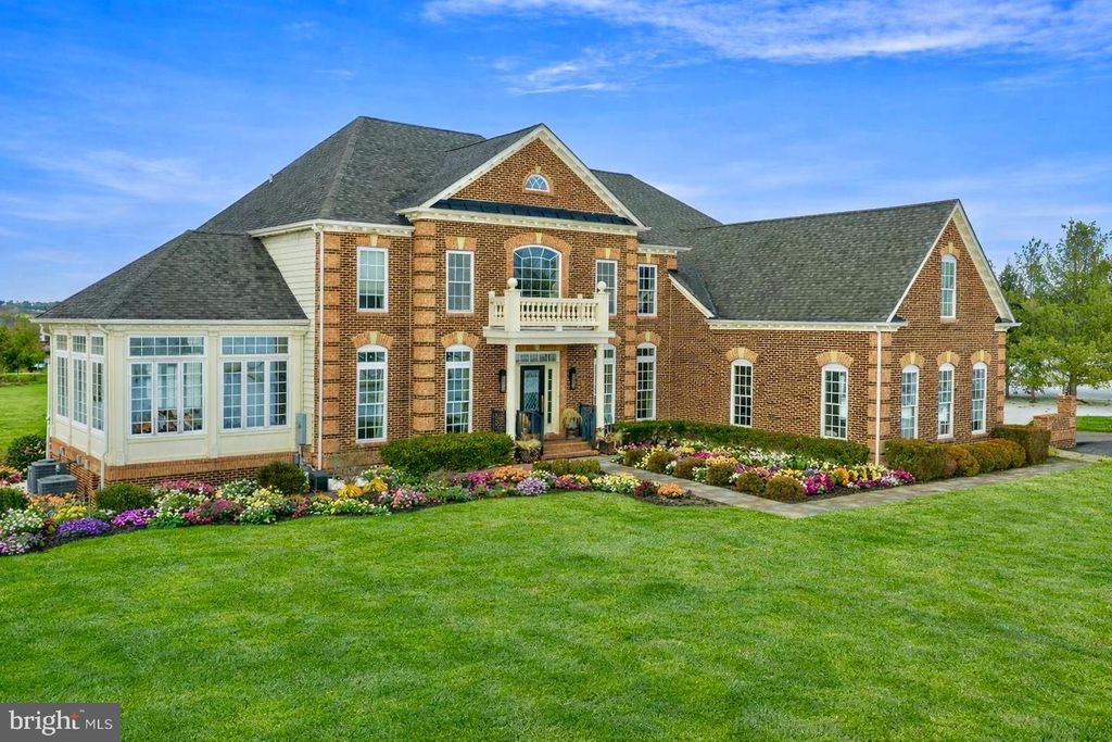 132 PARSONS LN, Newtown, PA 18940