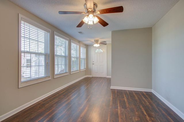 156 Pecan Grove Avenue, Goose Creek, SC 29445