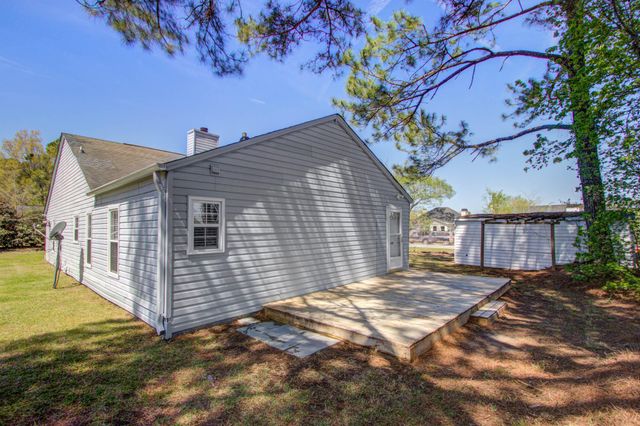 156 Pecan Grove Avenue, Goose Creek, SC 29445