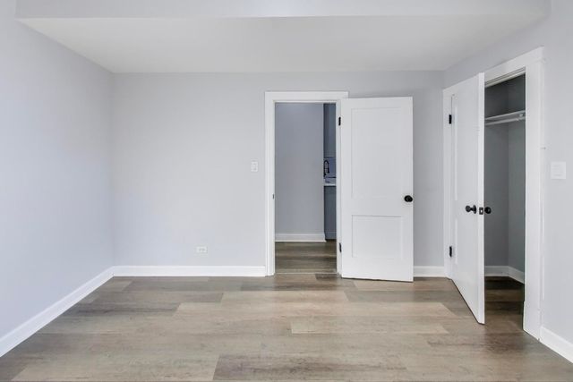 5317 W Van Buren Street, Chicago, IL 60644