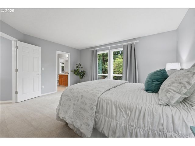 12350 Sw MILLVIEW Ct, Portland, OR 97223