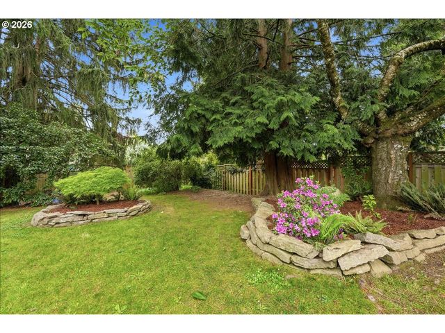 12350 Sw MILLVIEW Ct, Portland, OR 97223