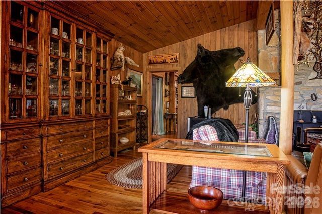 2736 White Oak Flats Road, Green Mountain, NC 28740