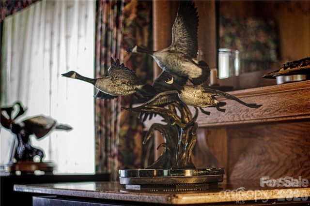 2736 White Oak Flats Road, Green Mountain, NC 28740