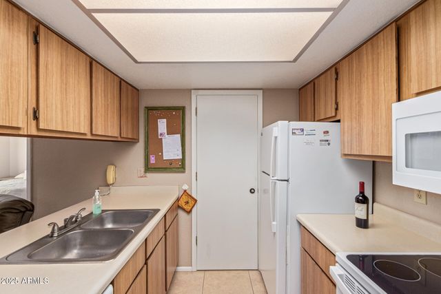 145 N 74TH Street 127, Mesa, AZ 85207