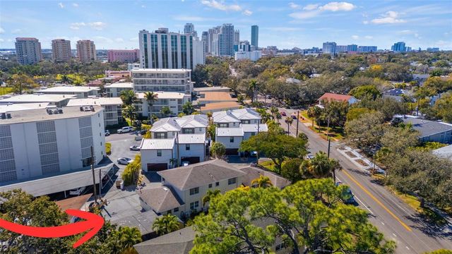 1121 BEACH DRIVE NE, St Petersburg, FL 33701