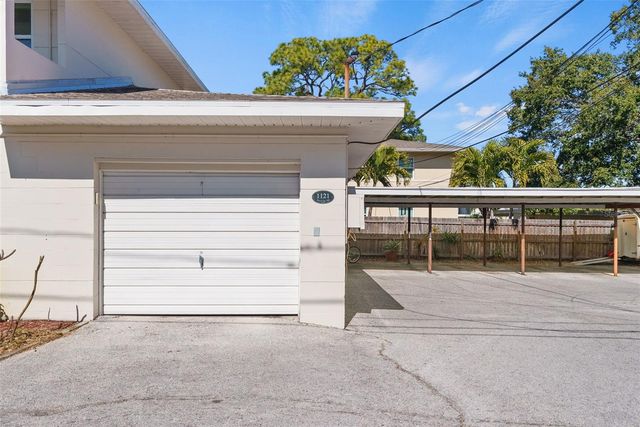 1121 BEACH DRIVE NE, St Petersburg, FL 33701