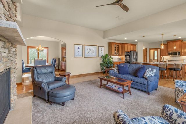 21872 Carrbridge Court, Lakeville, MN 55044