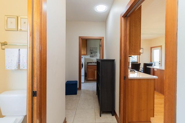 21872 Carrbridge Court, Lakeville, MN 55044