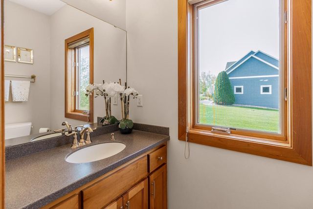 21872 Carrbridge Court, Lakeville, MN 55044
