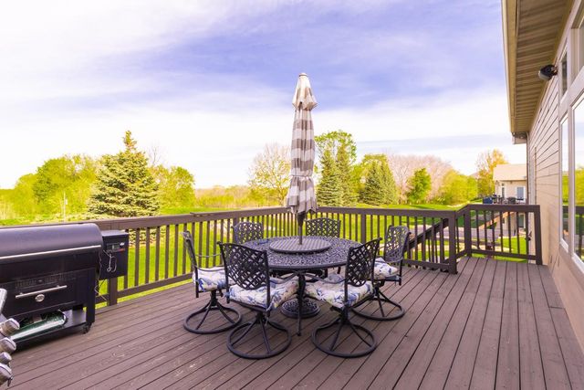 21872 Carrbridge Court, Lakeville, MN 55044