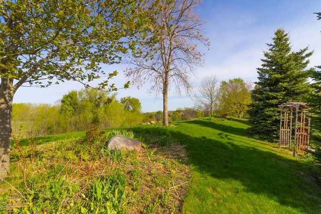 21872 Carrbridge Court, Lakeville, MN 55044