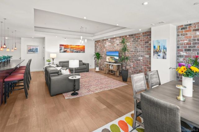 700 Front St 1706, San Diego, CA 92101