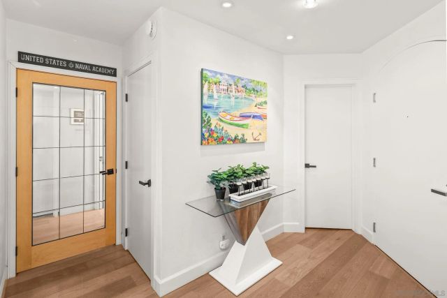 700 Front St 1706, San Diego, CA 92101