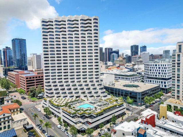 700 Front St 1706, San Diego, CA 92101