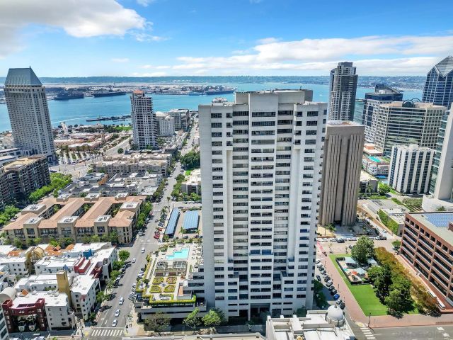700 Front St 1706, San Diego, CA 92101