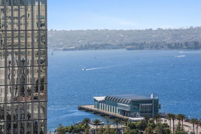 700 Front St 1706, San Diego, CA 92101