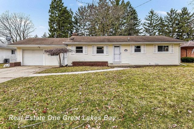 1311 Dover Place, Saginaw Twp, MI 48638