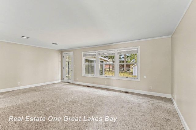 1311 Dover Place, Saginaw Twp, MI 48638