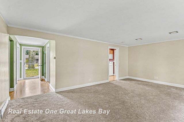 1311 Dover Place, Saginaw Twp, MI 48638