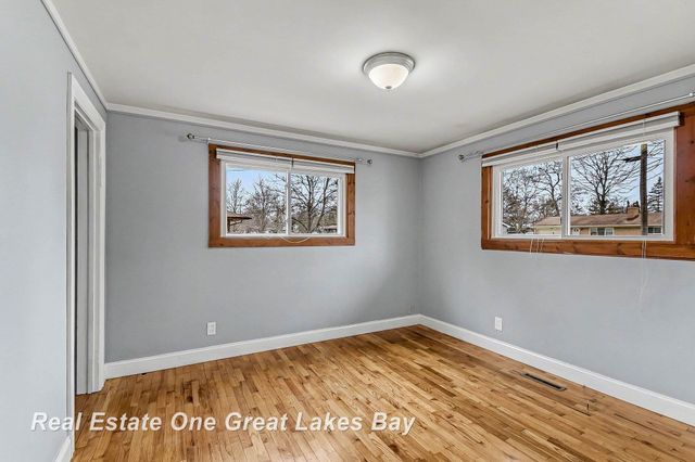 1311 Dover Place, Saginaw Twp, MI 48638