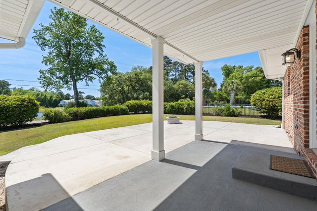 4504 River Rd., Little River, SC 29566