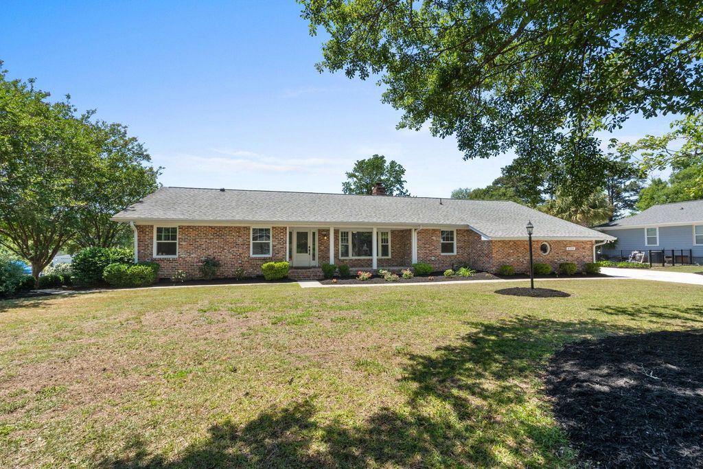 4504 River Rd., Little River, SC 29566