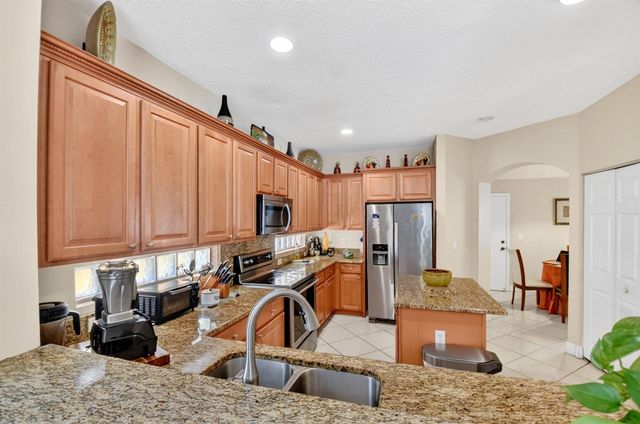 809 Triana Street, West Palm Beach, FL 33413