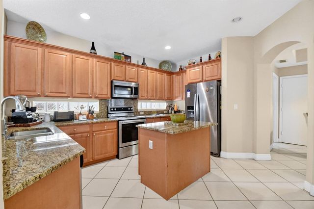 809 Triana Street, West Palm Beach, FL 33413