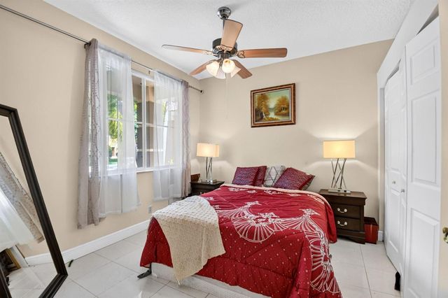 809 Triana Street, West Palm Beach, FL 33413