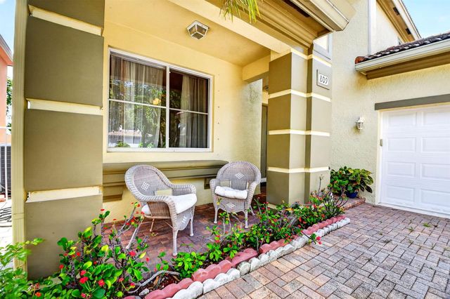 809 Triana Street, West Palm Beach, FL 33413