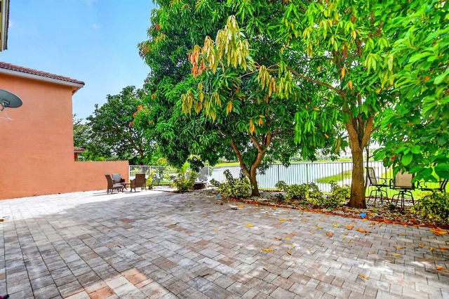 809 Triana Street, West Palm Beach, FL 33413